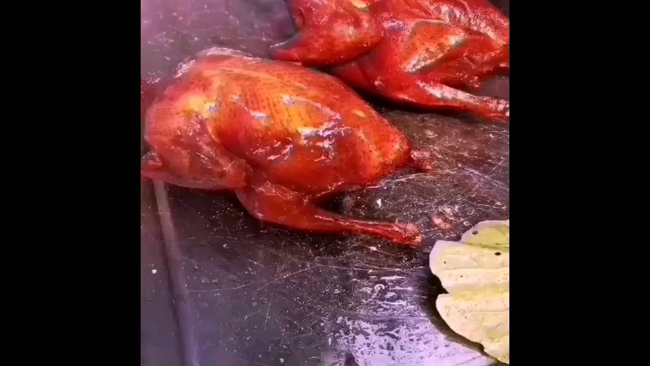 烧腊美食中的珍宝---红烧乳鸽